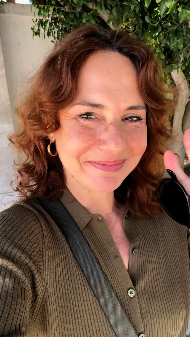 C’est un grand jour pour moi ! 
C’est mon anniversaire 🥳 
Je suis née un 21 avril il y a 40 (oups 50 ans ) déjà … et je voulais fêter ce moment avec vous tout simplement…
À bientôt 👋 

#meriemdraman #anniversaire50ans #femmeentrepreneure #orientationscolaire #assocosi #reconversionprofessionnelle #changerdeviepro